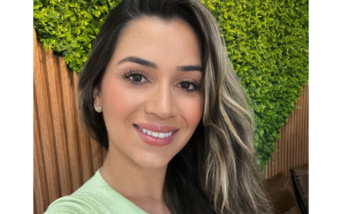 Dhiulia Fernandes